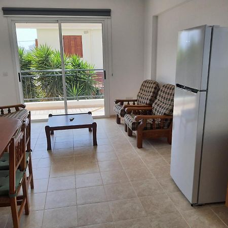 Lovely Apartment At The City Center Of Paphos Buitenkant foto